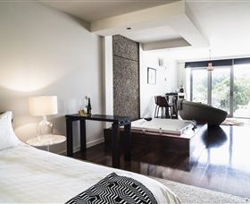 Polperro Winery Luxury Accommodation - Hervey Bay Accommodation 2
