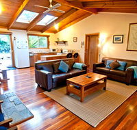 Seaview Retreat - Tourism Hervey Bay