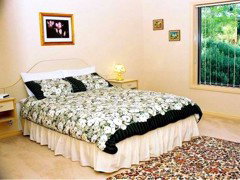 Serena Cottages - Hervey Bay Accommodation 3