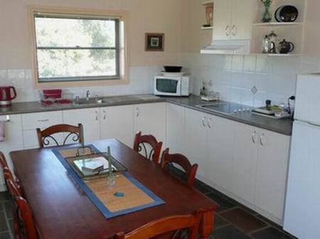 Serena Cottages - Hervey Bay Accommodation 6