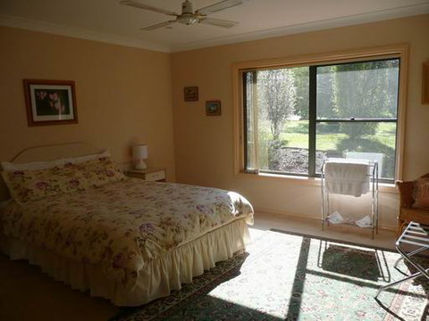 Serena Cottages - Hervey Bay Accommodation 10