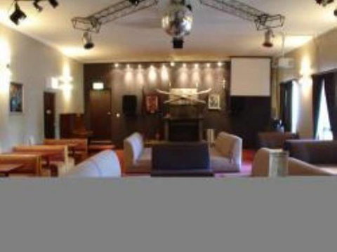 Southern Cross Motor Inn & Tourist Park - Hervey Bay Accommodation 0