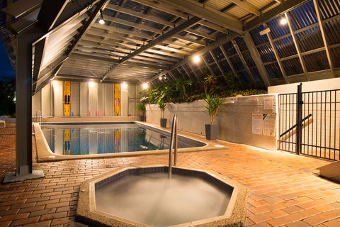 Surfers Royale LTD - Hervey Bay Accommodation 0