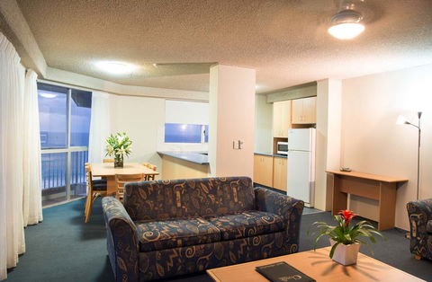 Surfers Royale LTD - Hervey Bay Accommodation 3