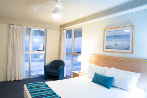 Surfers Royale LTD - Hervey Bay Accommodation 6