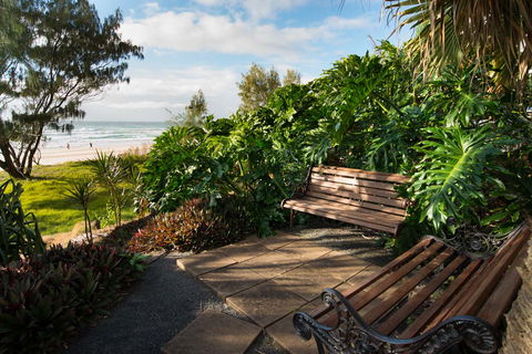 Surfers Royale LTD - Hervey Bay Accommodation 9