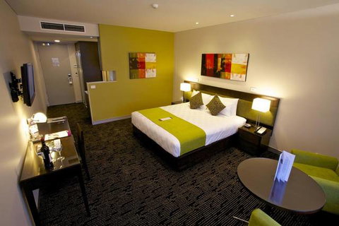 The Colmslie Hotel Suites & Conference Centre - Hervey Bay Accommodation 0
