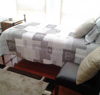 The Pommy Tree Bed  Breakfast - Hervey Bay Accommodation