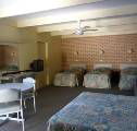 Spanish Lantern Motor Inn Parkes - Hervey Bay Accommodation