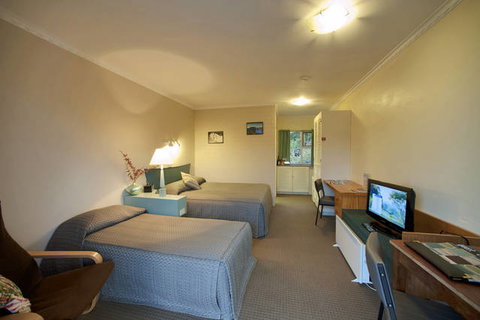 The Waterfront Wynyard - Hervey Bay Accommodation 4
