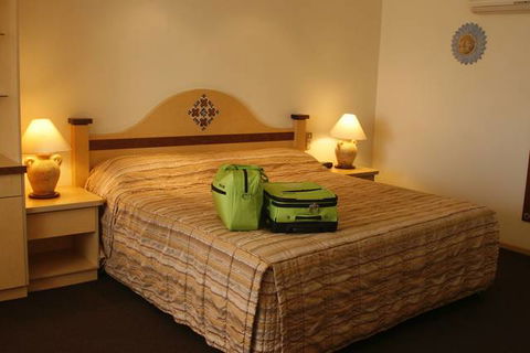 Villa Mirasol Boutique Motel - Hervey Bay Accommodation 0