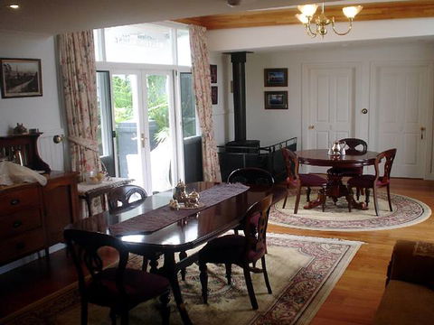 Walton House B&B - Hervey Bay Accommodation 2