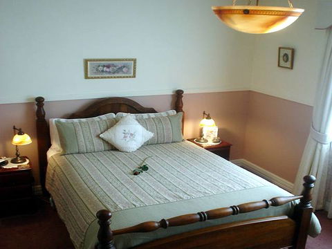 Walton House B&B - Hervey Bay Accommodation 3