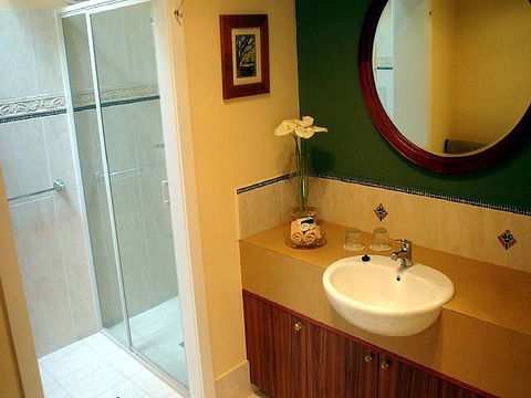 Walton House B&B - Hervey Bay Accommodation 4