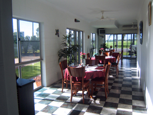 Whitsunday Palms - Hervey Bay Accommodation 2