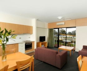 Assured Ascot Quays Apartment Hotel - Tourism Hervey Bay 2