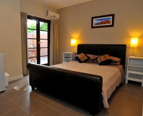 Waikiki Beach Bed And Breakfast - Tourism Hervey Bay 2