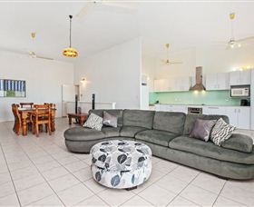 Beach View Holiday Villa - Hervey Bay Accommodation 2