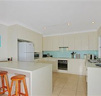 Sandals - Hervey Bay Accommodation