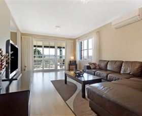 The Beach Retreat Eden - Hervey Bay Accommodation 0