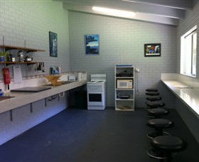Glamping In The Grampians - Halls Gap Lakeside Tourist Park - Hervey Bay Accommodation 4