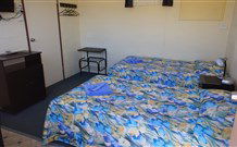 Bluey Motel - Lightning Ridge - Hervey Bay Accommodation 1