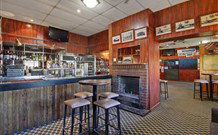 Boorowa Hotel - Boorowa - Hervey Bay Accommodation 2