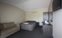 Copper City Motel - Cobar - Hervey Bay Accommodation 4