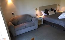 Hamilton's Townhouse Motel - Queanbeyan - Hervey Bay Accommodation 4