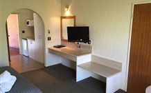 Hamilton's Townhouse Motel - Queanbeyan - Hervey Bay Accommodation 5