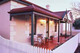 Eliza Cottage - Hervey Bay Accommodation 0