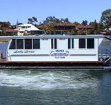 Dolphin Houseboat Holidays - Hervey Bay Accommodation