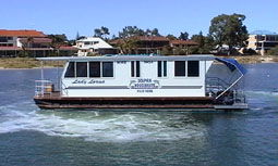 Dolphin Houseboat Holidays - Hervey Bay Accommodation 0