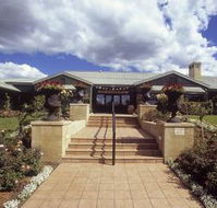 Harrigan's Irish Pub and Accommodation - Hervey Bay Accommodation