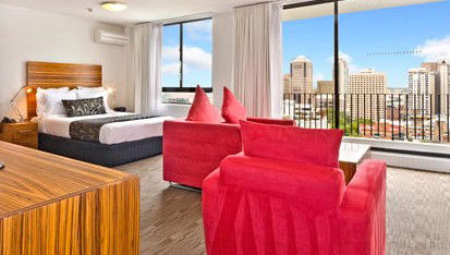 Cambridge Hotel Sydney - Hervey Bay Accommodation 0