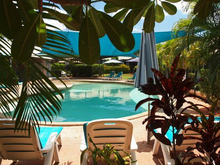 Broome Beach Resort - Tourism Hervey Bay 4
