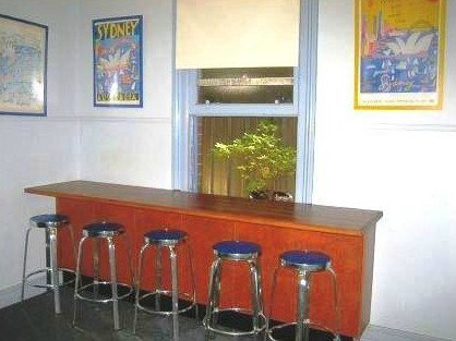 Blue Parrot Backpackers - Hervey Bay Accommodation 2