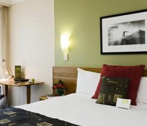 Mercure Sydney - Hervey Bay Accommodation 1