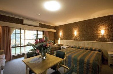 Howlong Country Golf Club Motel - Hervey Bay Accommodation 1