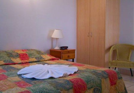 Cambridge Hotel Motel - Hervey Bay Accommodation 0