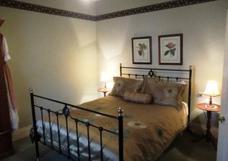 Eliza Cottage - Hervey Bay Accommodation 2