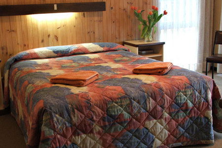 Omeo Motel - Hervey Bay Accommodation 1
