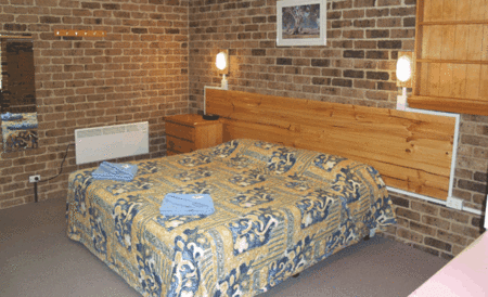 Acacia Snowy Motel - Hervey Bay Accommodation