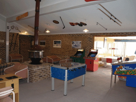 Acacia Snowy Motel - Hervey Bay Accommodation 2