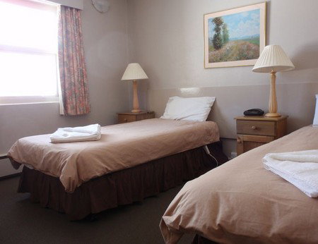 Swagman Chalet - Hervey Bay Accommodation 3