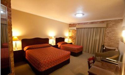 Endeavour Court Motor Inn - Hervey Bay Accommodation 2