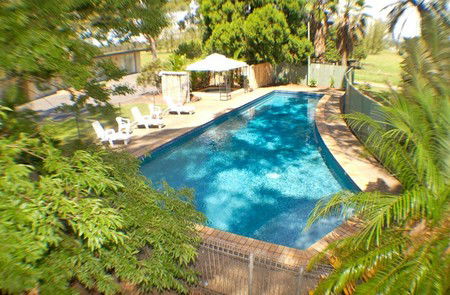 All Seasons Country Lodge - Hervey Bay Accommodation 5