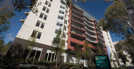 Quality Suites Clifton On Northbourne - Hervey Bay Accommodation 0