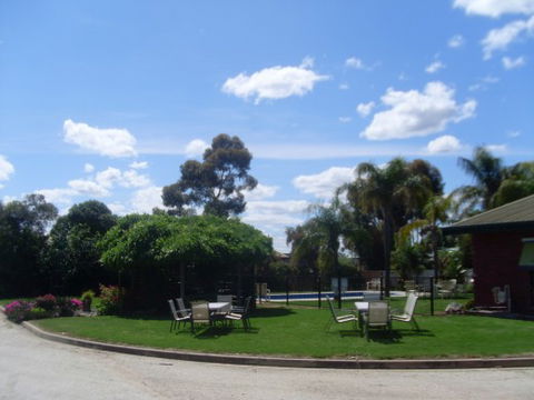 Federation Motor Inn - Hervey Bay Accommodation 2