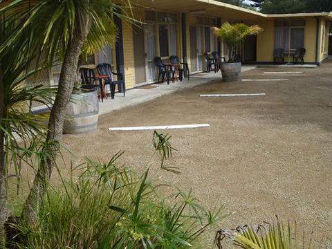 Rye Beach Motel & Apartments - Hervey Bay Accommodation 0